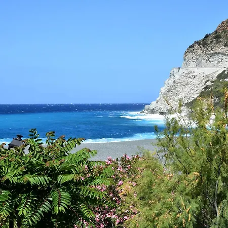 Saint Roch Отель