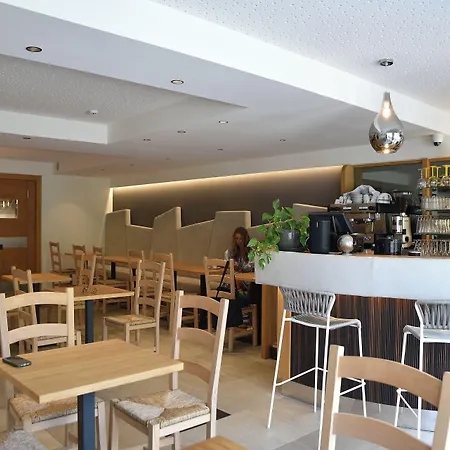 Saint Roch Hotel 3*