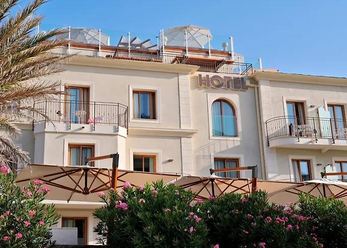 Hotel Saint Roch Ogliastro (Corsica)