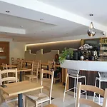 Saint Roch Hotel 3*