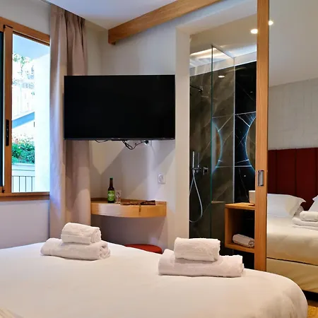 Saint Roch 3* Ogliastro (Corsica)