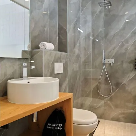Saint Roch Hotel